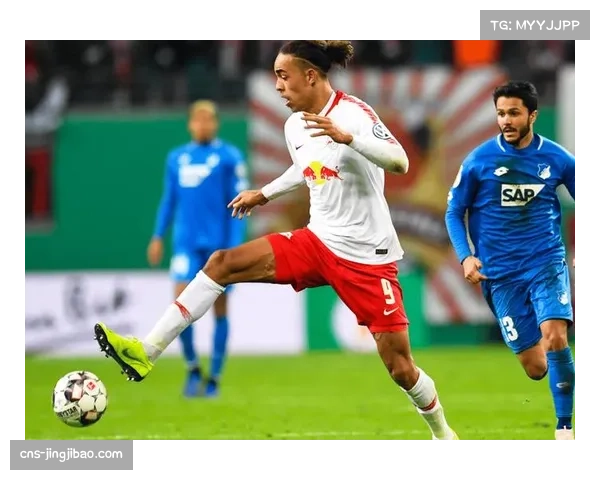 莱比锡红牛三中卫体系边翼卫传中，场均10.3次创造空间优势